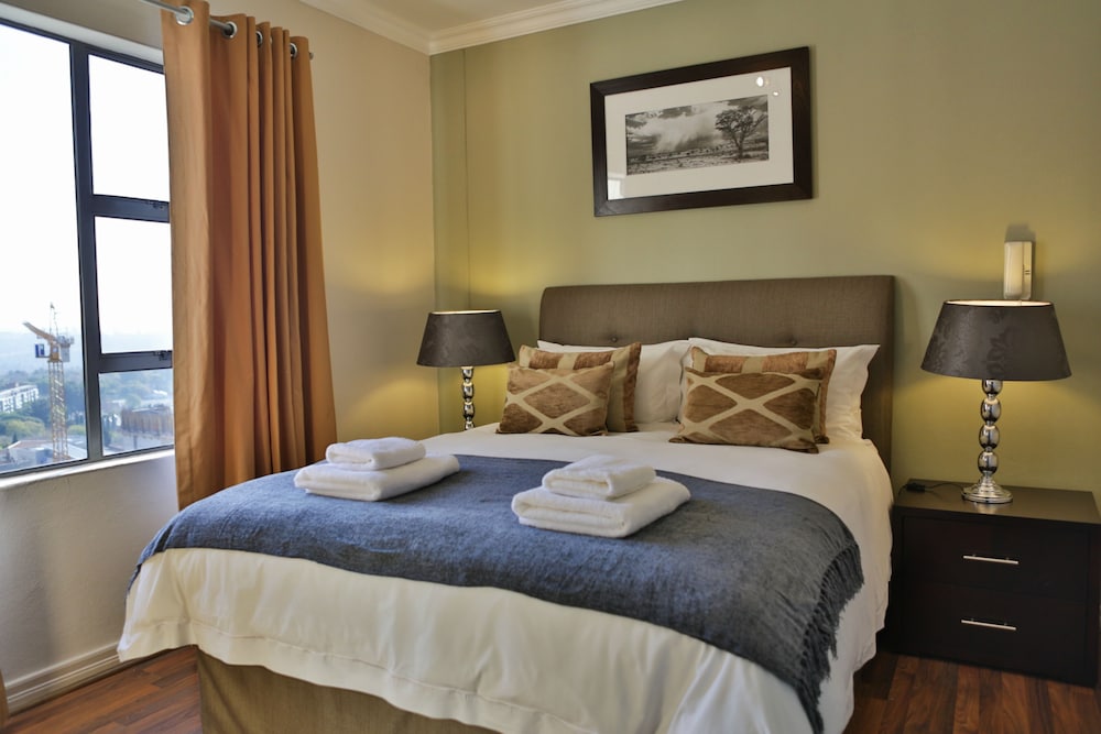 Westpoint Executive Suites - Apartments 20/70