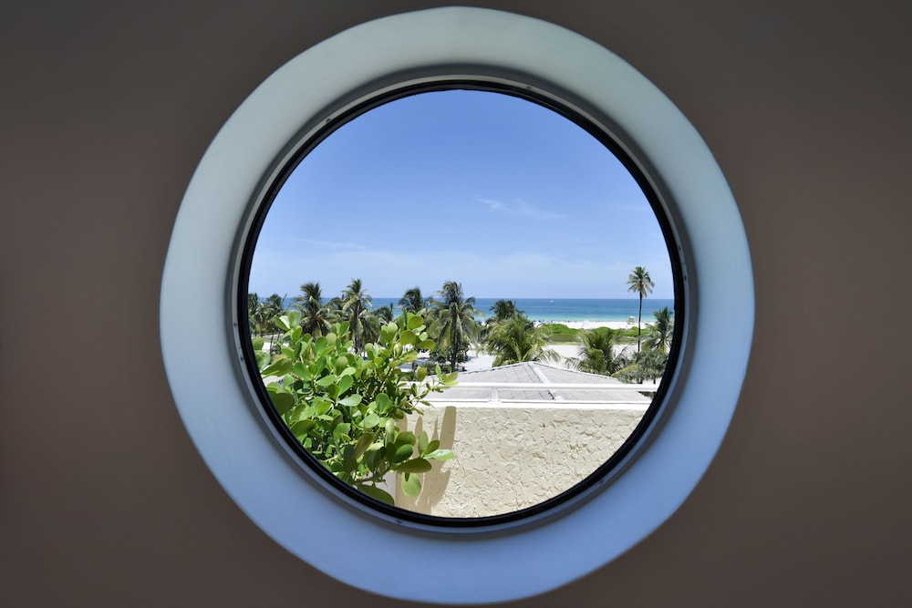 Hotel Ocean 40/64