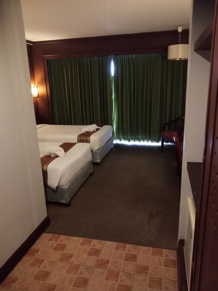 Neo Hatyai Hotel 25/37