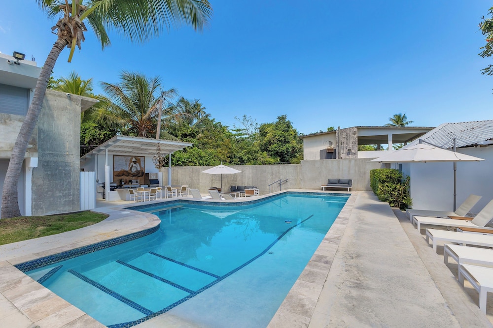 Viento Beach Lodge 30/35