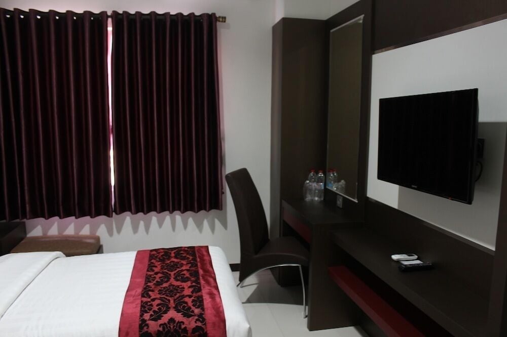 Ideas Hotel Ibrahim Adjie 14/31