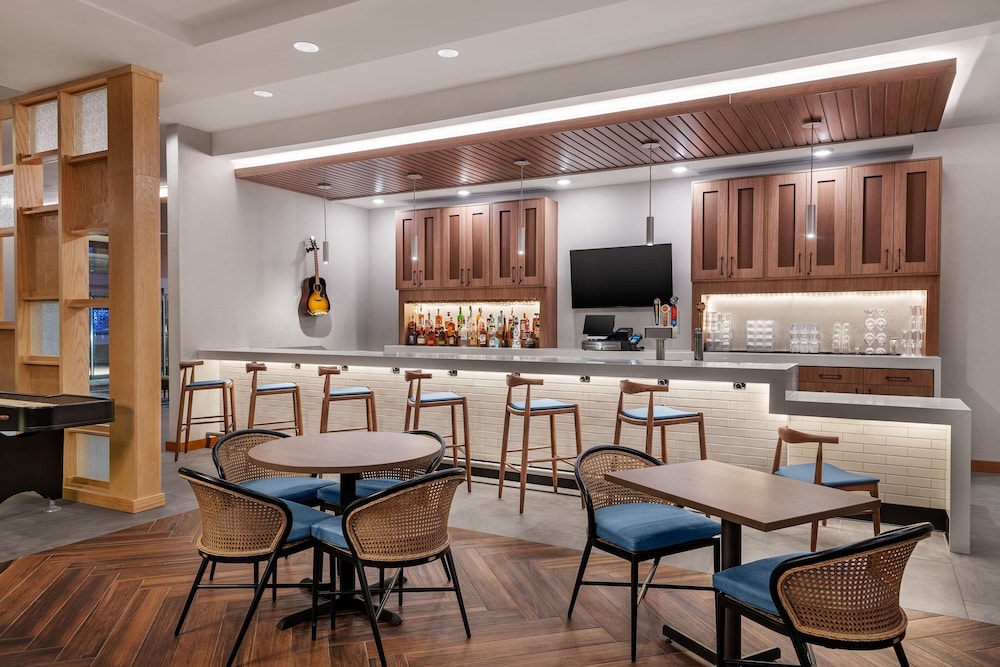 Fairfield by Marriott Inn & Suites Austin Downtown 35/50