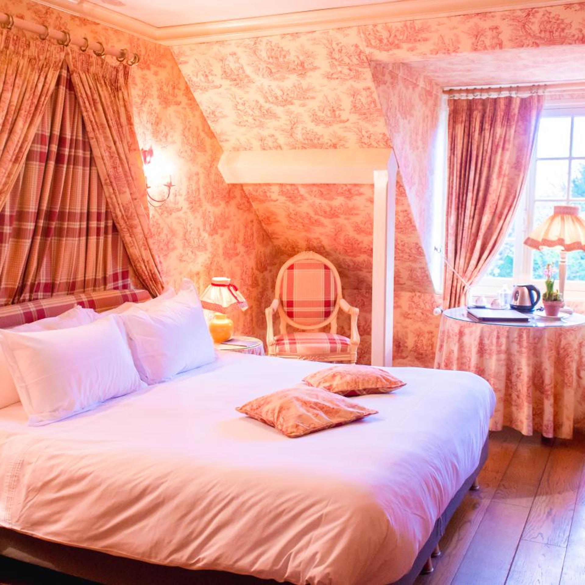 Room, Double Bed, Garden View