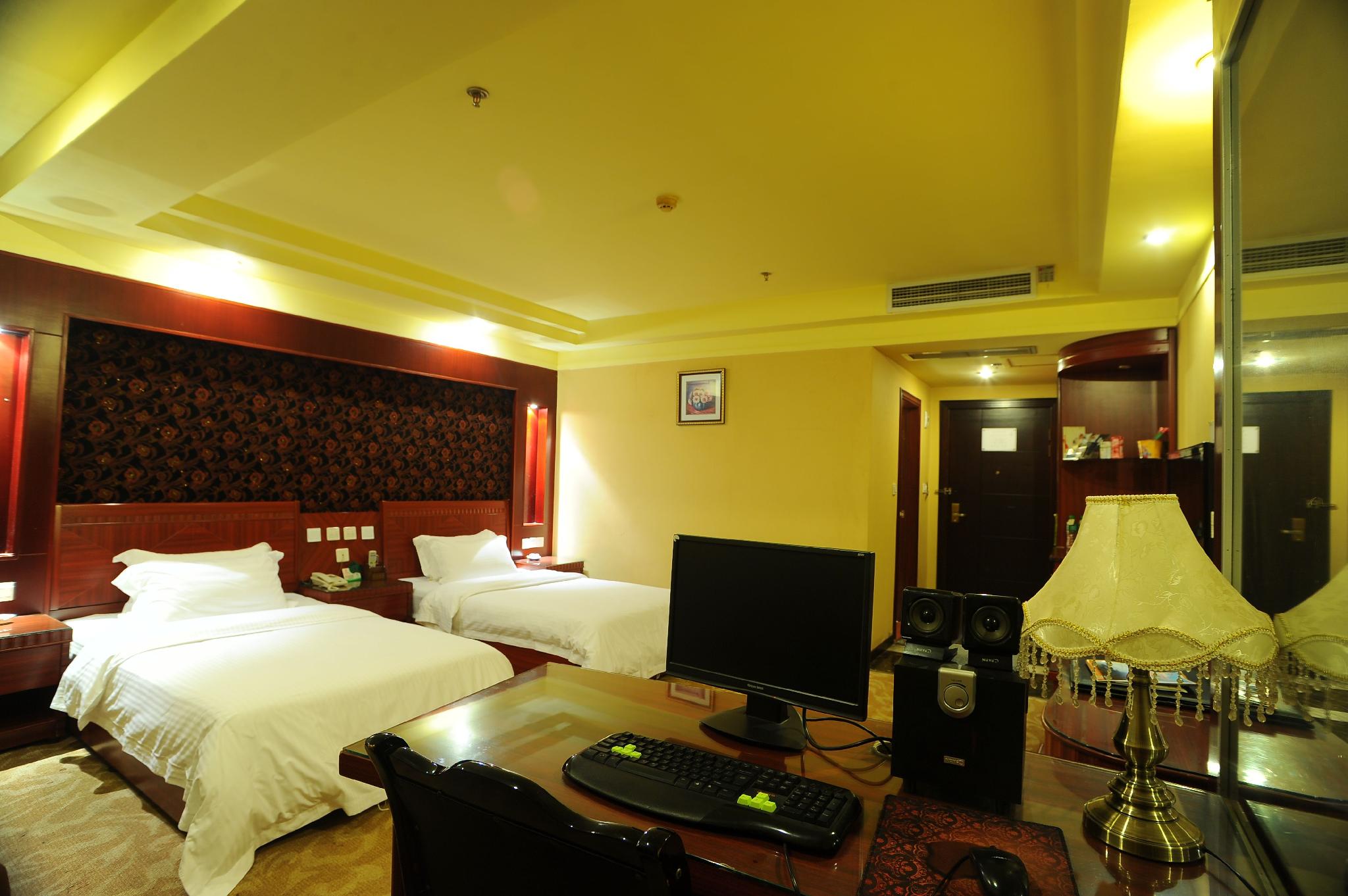 Chuanlong Hotel 10/21