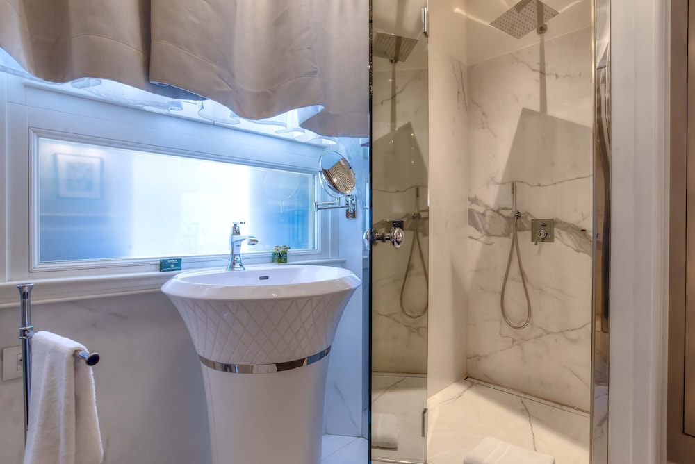 Florence Luxury Guest House 45/49