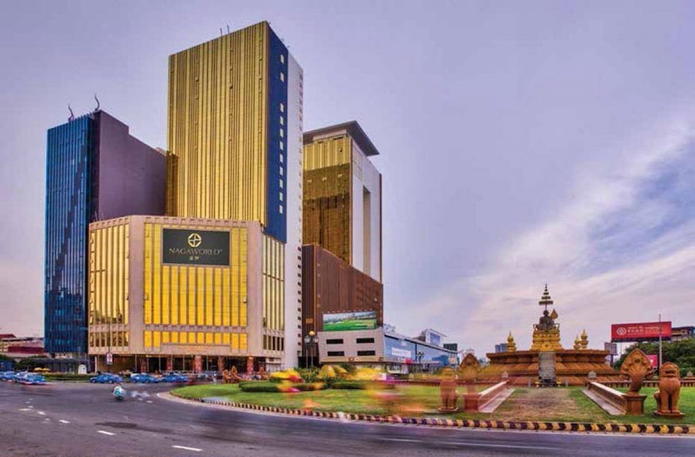 Penh House Hotel 5/74