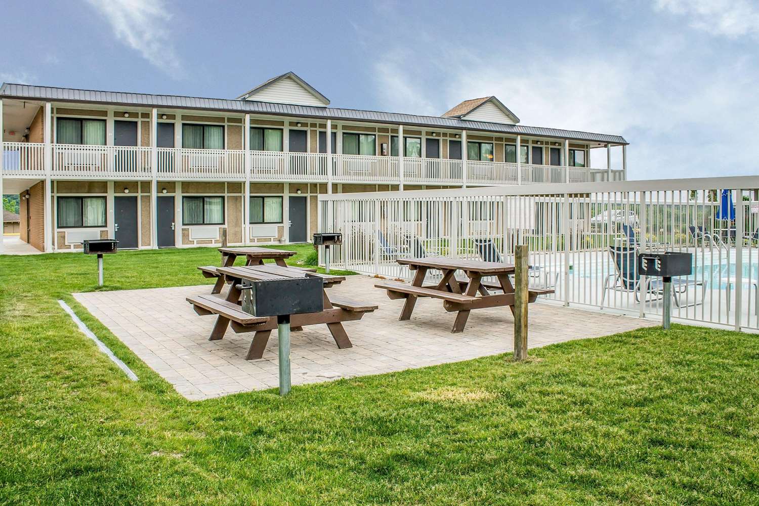Quality Inn Cambridge 48/48