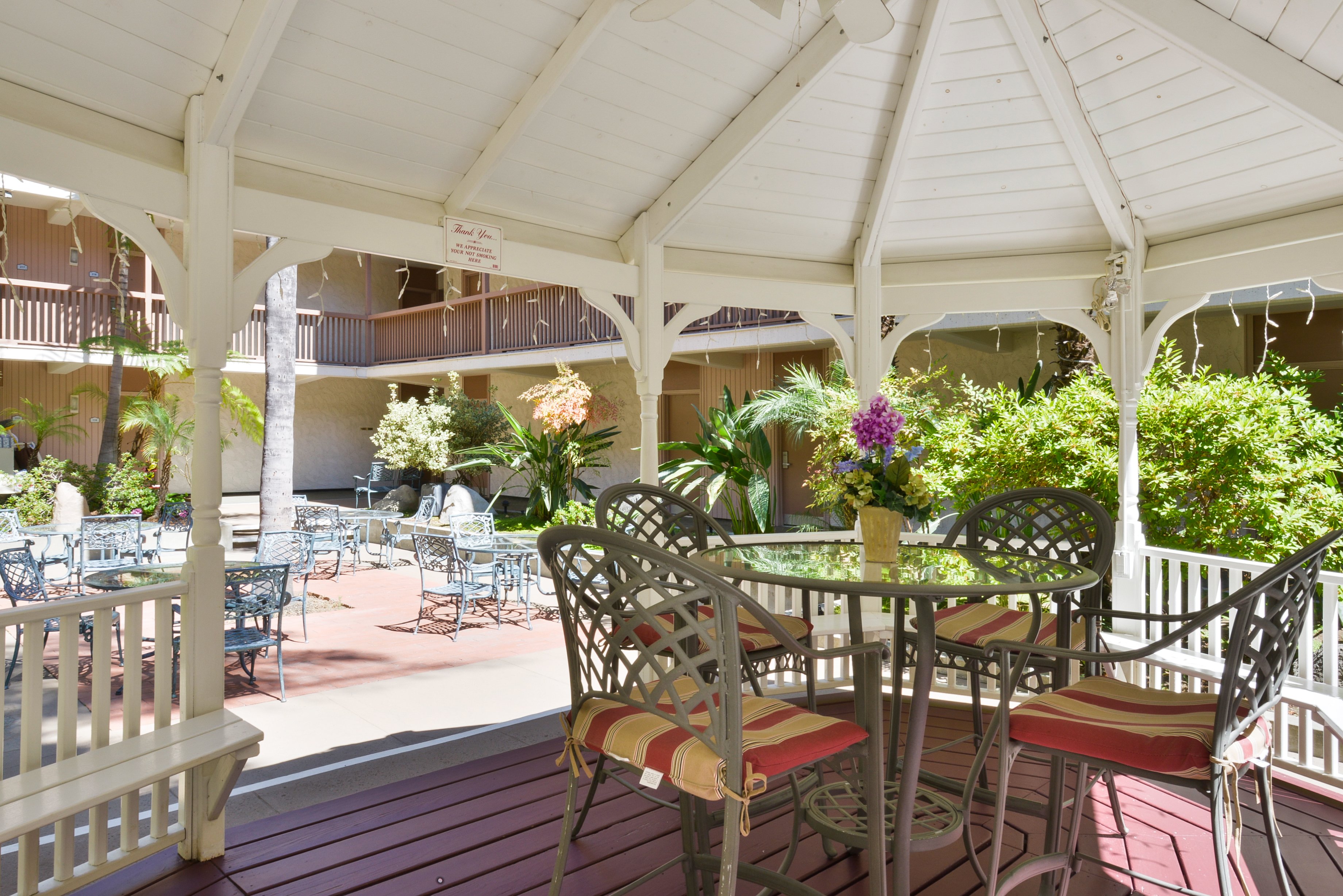 Best Western Plus Thousand Oaks Inn 34/50