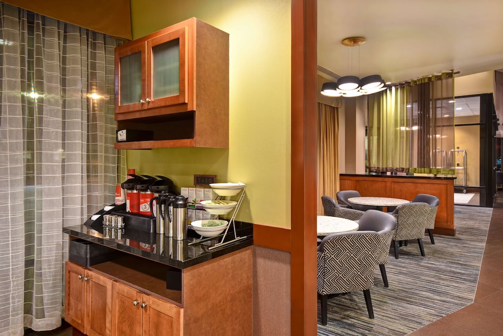 Hyatt Place Phoenix Gilbert 50/50