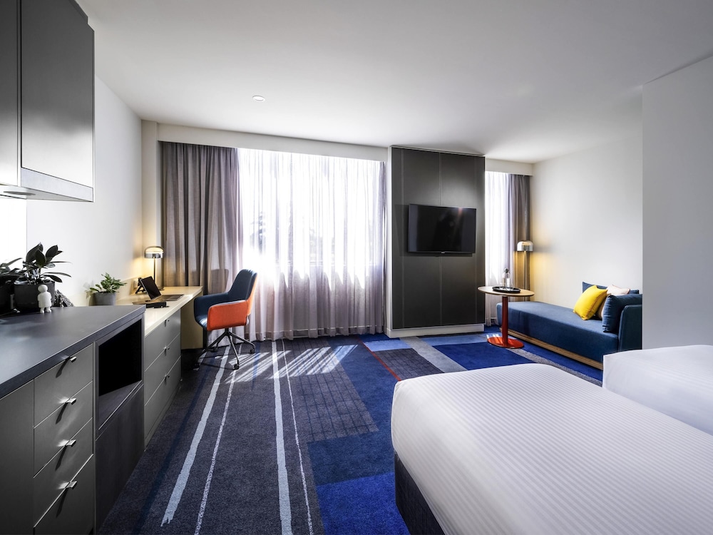 SUPERIOR, TWIN BEDS
