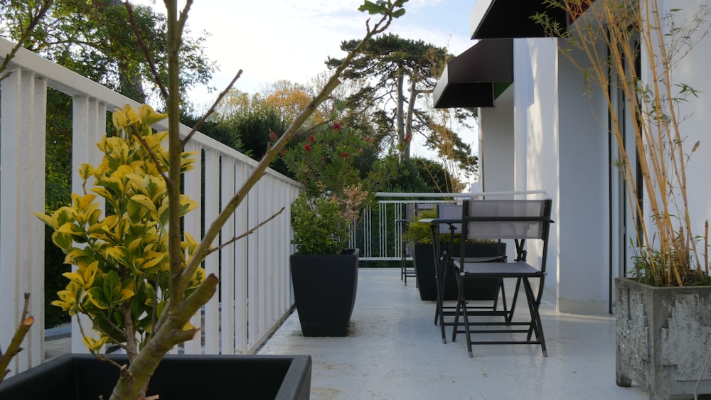 Hotel Savary 42/49