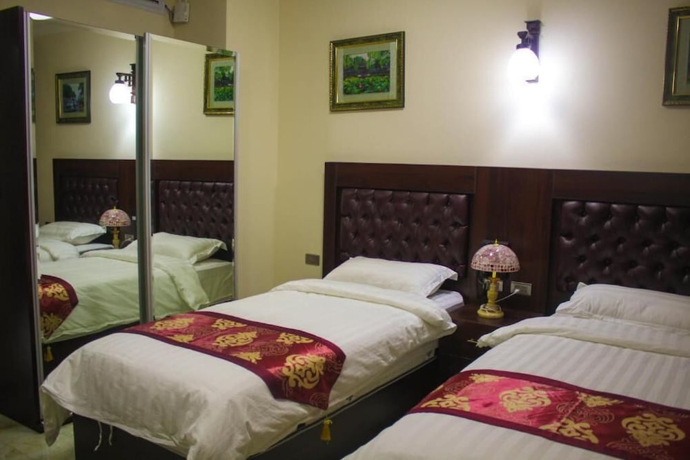 Qaser AlSultan Hotel Suites 17/42