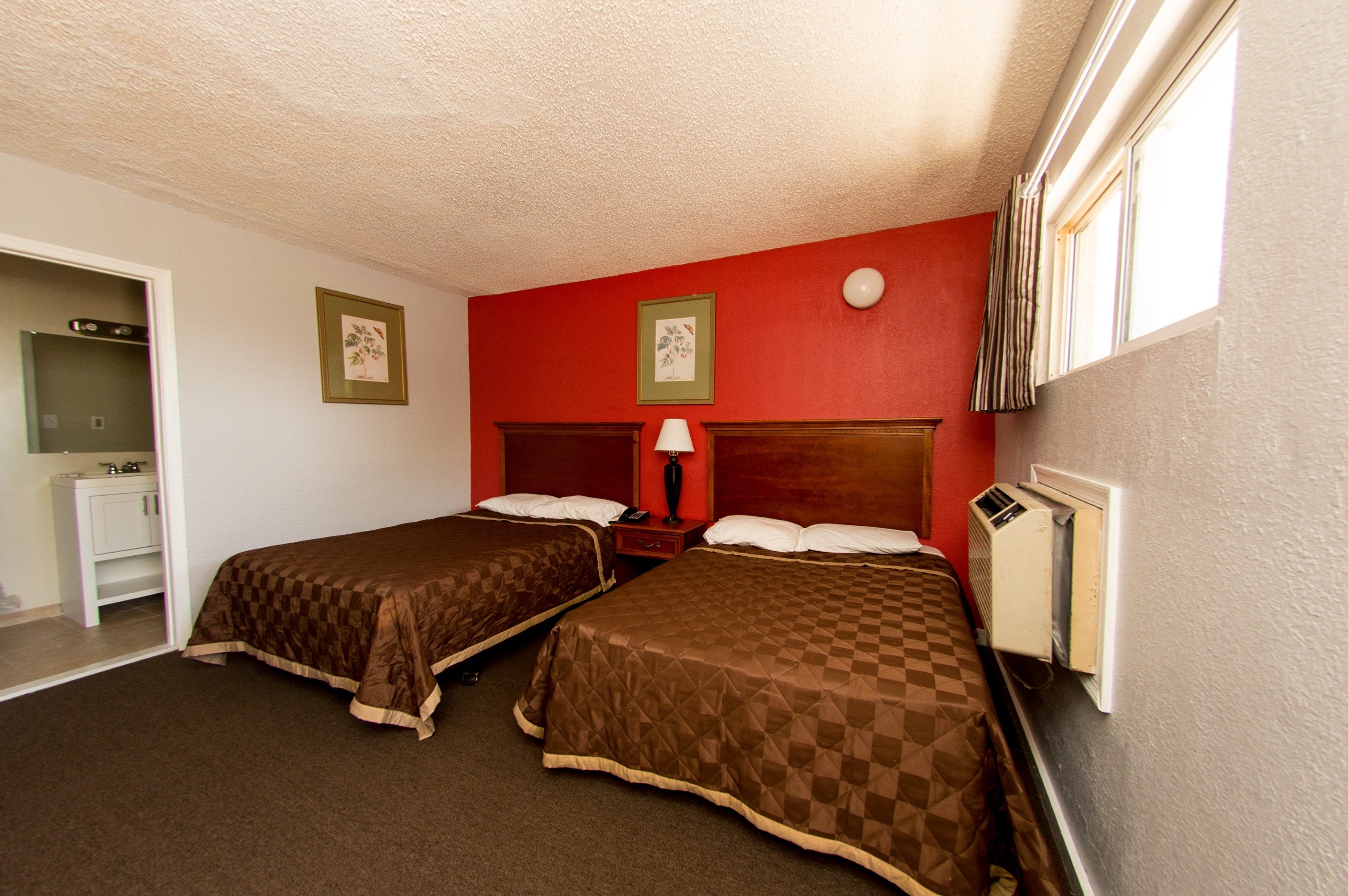 Scottish Inn & Suites Bensalem 5/9