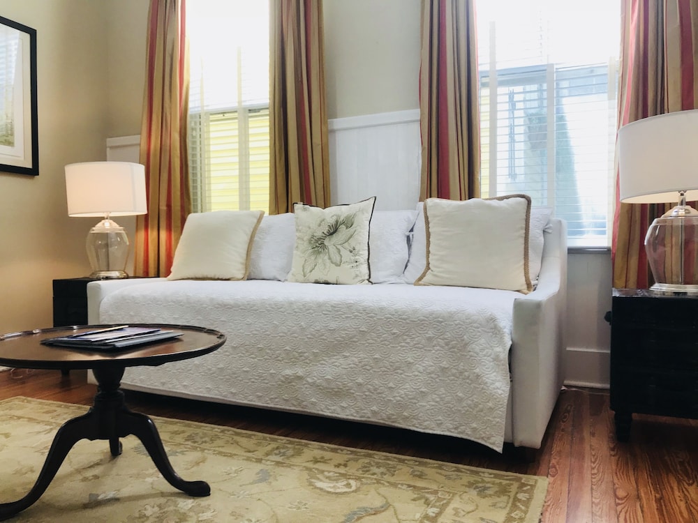 Forsyth Park Inn 22/50