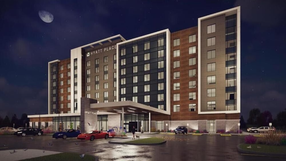 Hyatt Place Toronto Airport 1/50