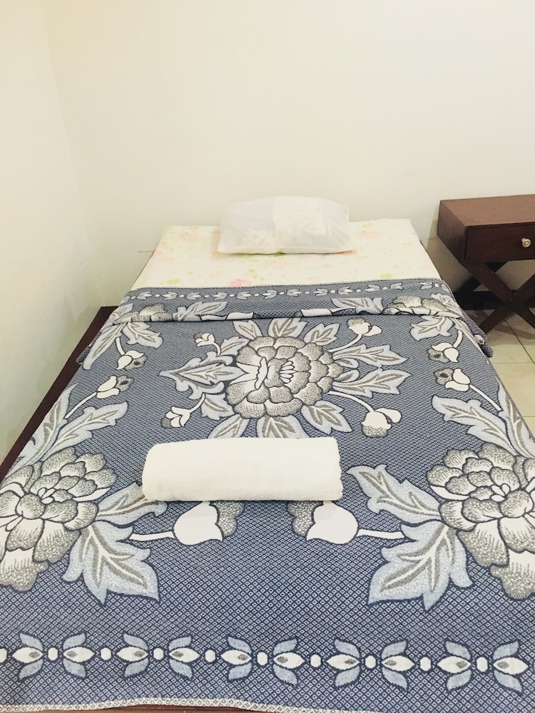 New Eve's Kiosk Dive Resort 37/71