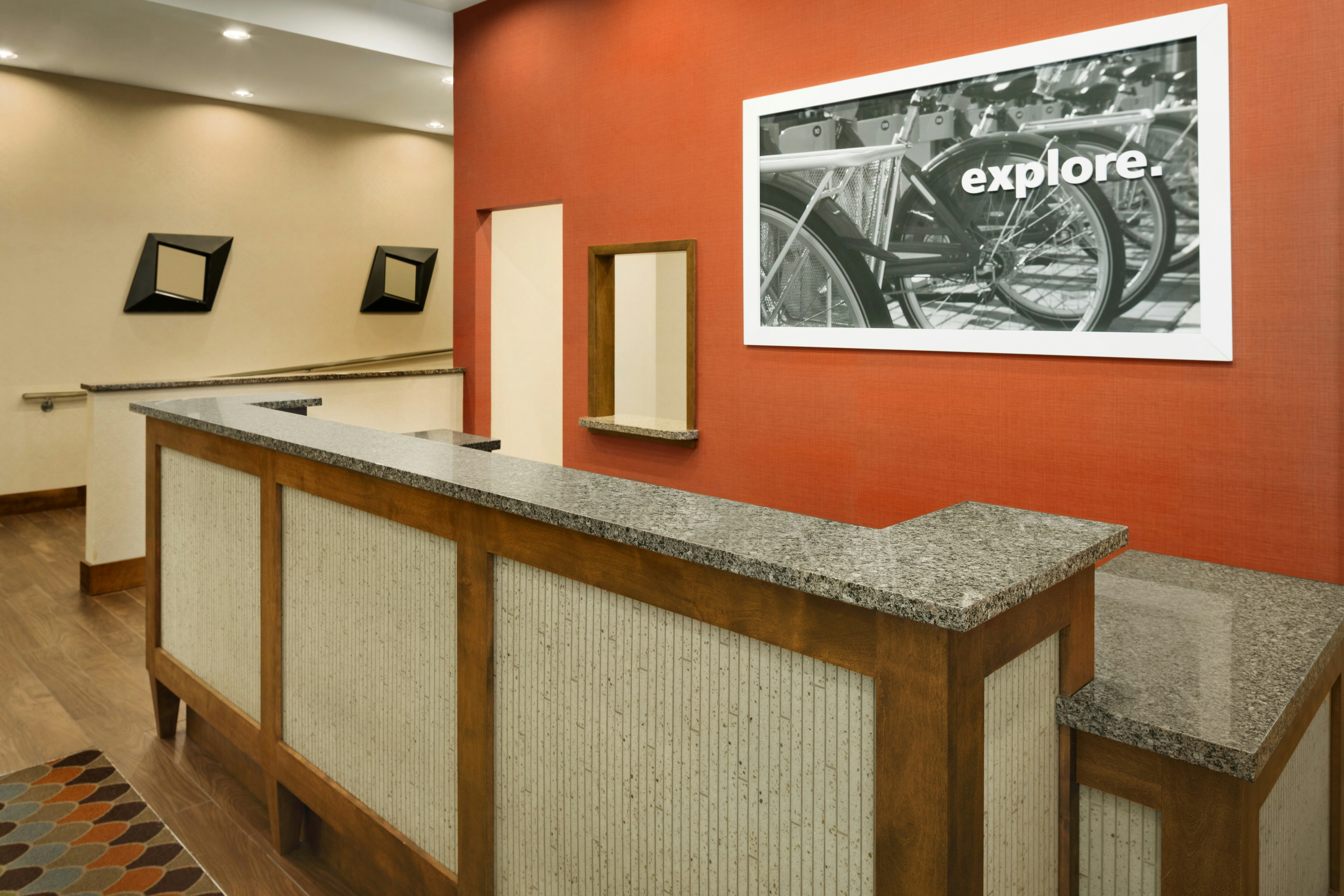 Hampton Inn & Suites Clayton/St Louis-Galleria Area 7/61