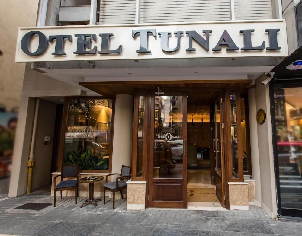 Hotel Tunali 3/46