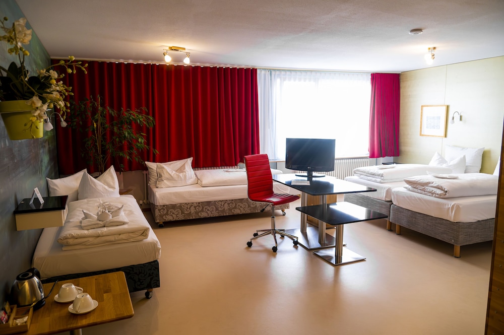 Abalon Hotel Ideal 32/50
