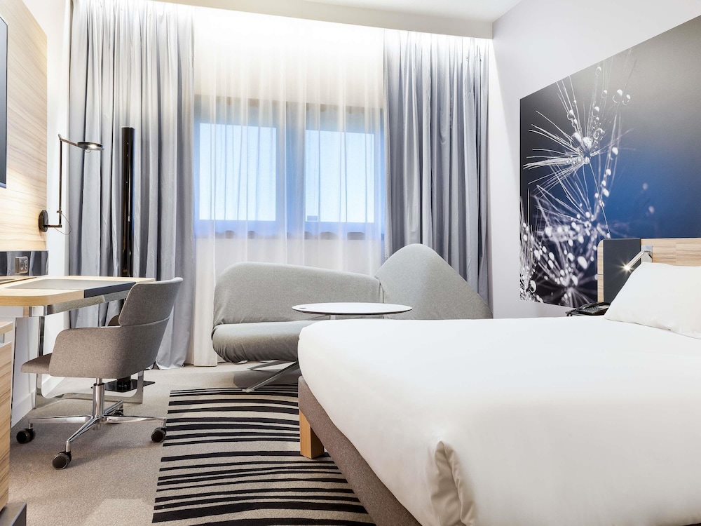 غرفة تنفيذية بسرير كينج، Novotel Tours Centre Gare 9/10