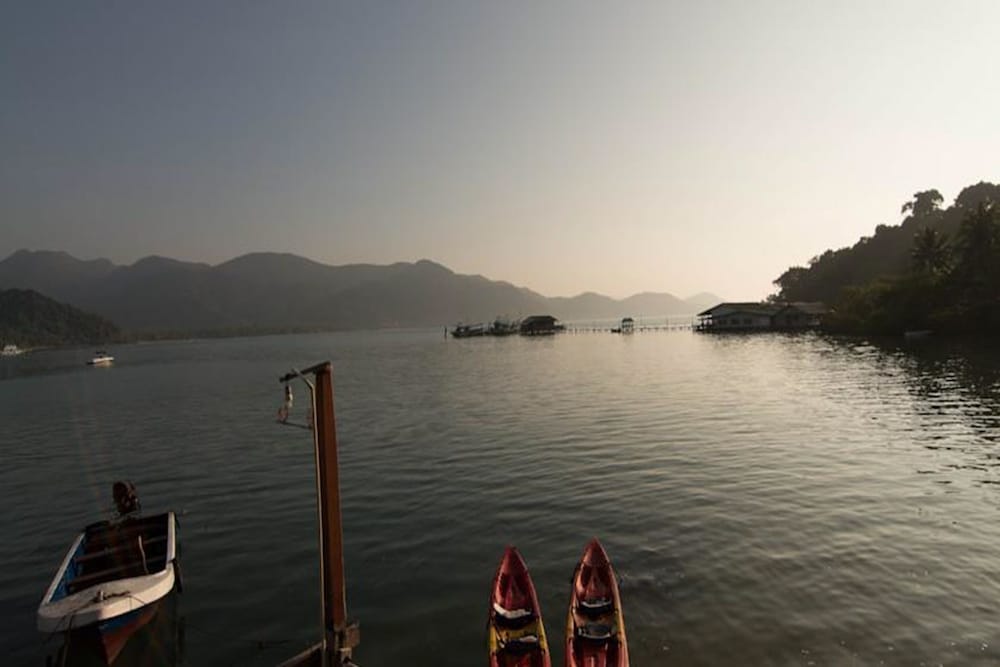 Bhuvarin Resort 60/70