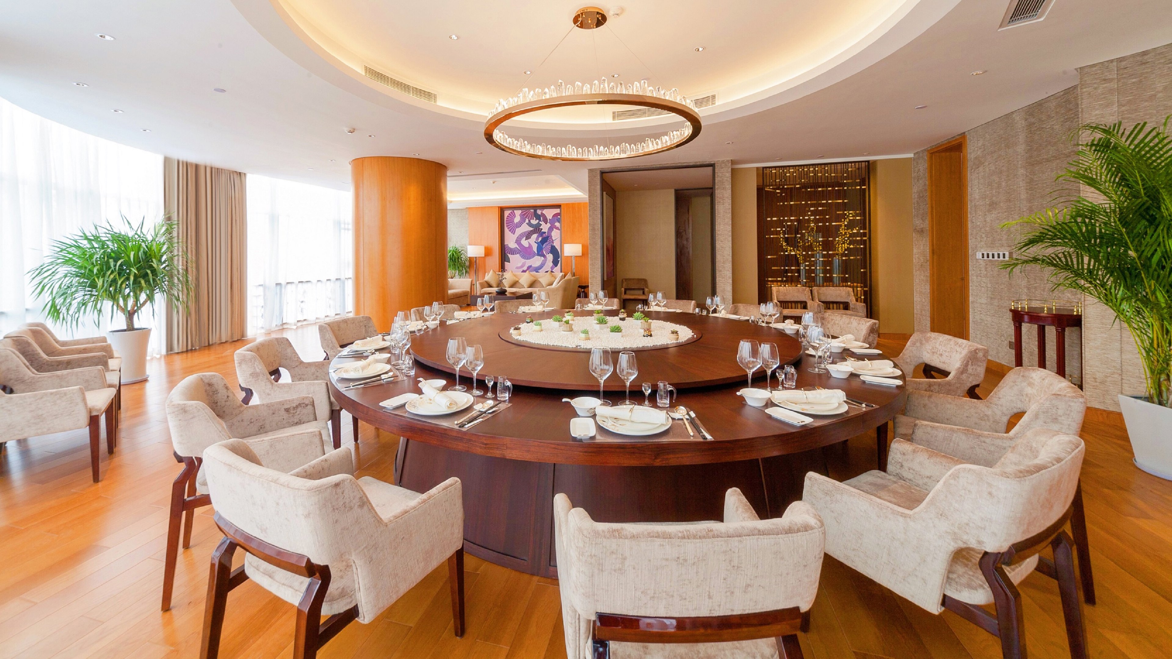 HOLIDAY INN NANJING XUANWU LAKE 67/77