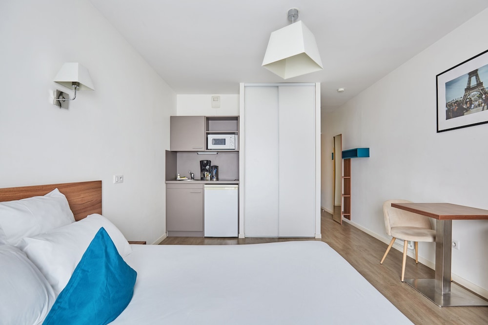 Appart'hotel Odalys City Campus - Paris Rueil Malmaison 18/50
