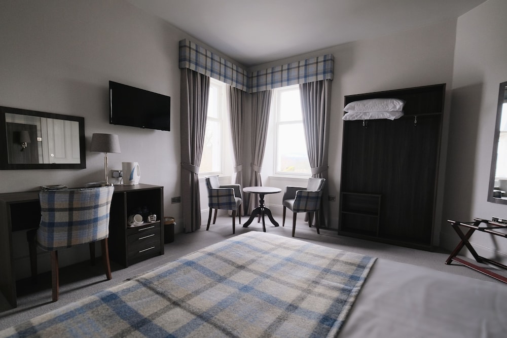 Fife Lodge 31/49