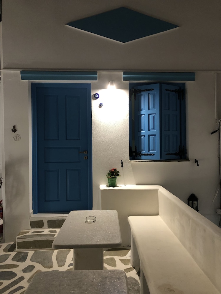 Studios Taki's Place 34/60