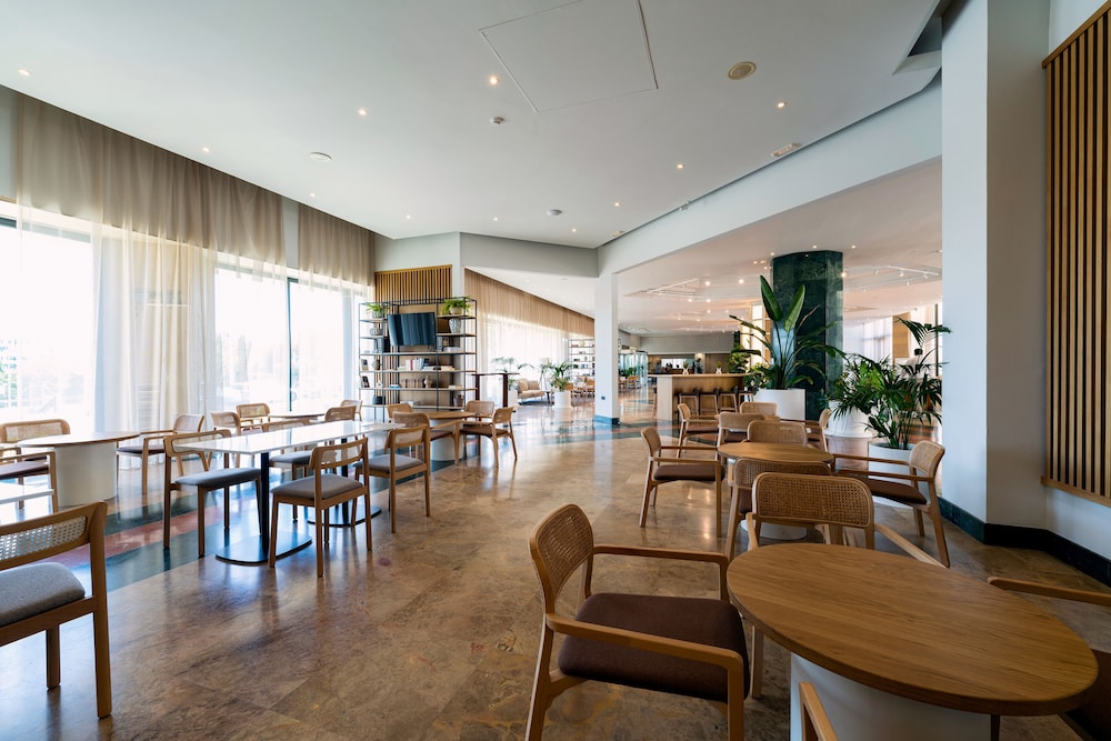 Hotel Antequera Hills 52/70