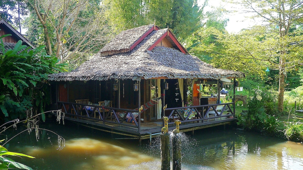 Pho Rak Nah Pai Hotel 34/48