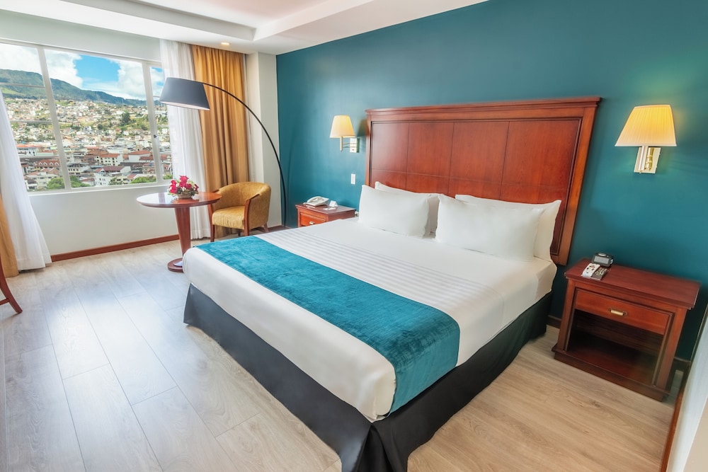 Sonesta Hotel Loja 16/70