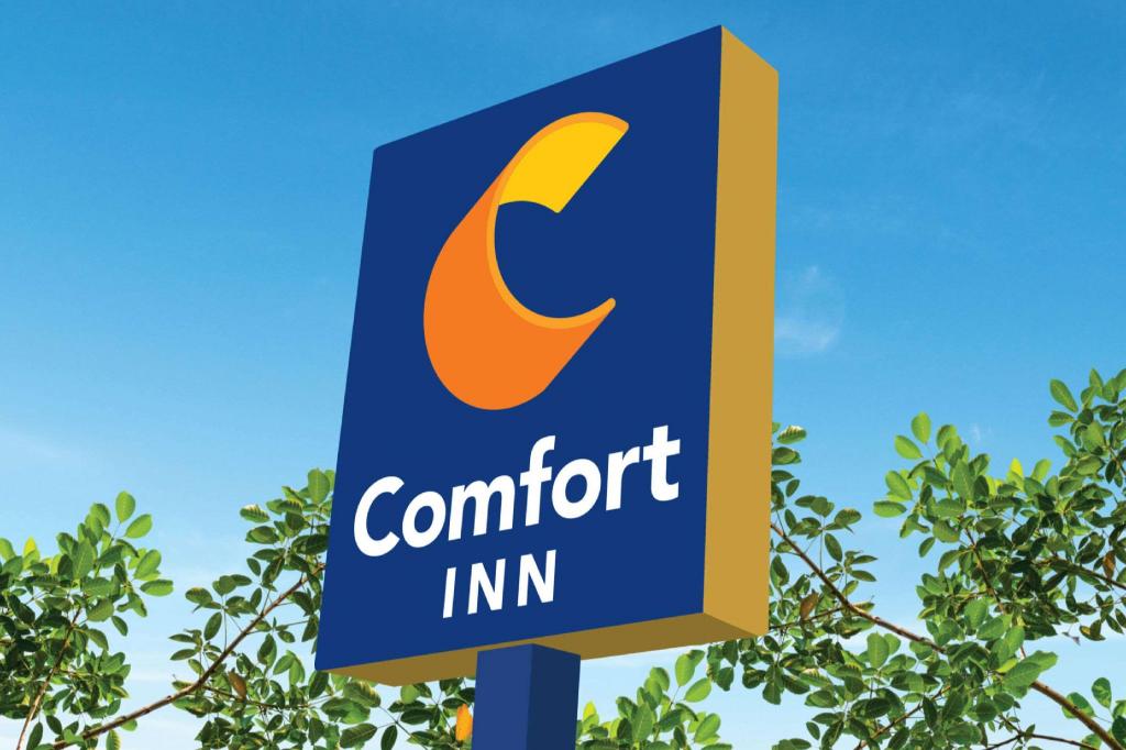 Comfort Inn Princeton, IL thumb 2