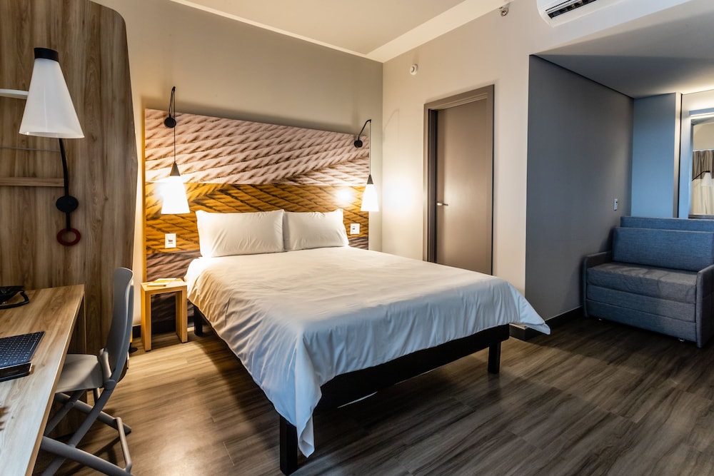 Ibis Palmas Avenida Jk Hotel 9/51