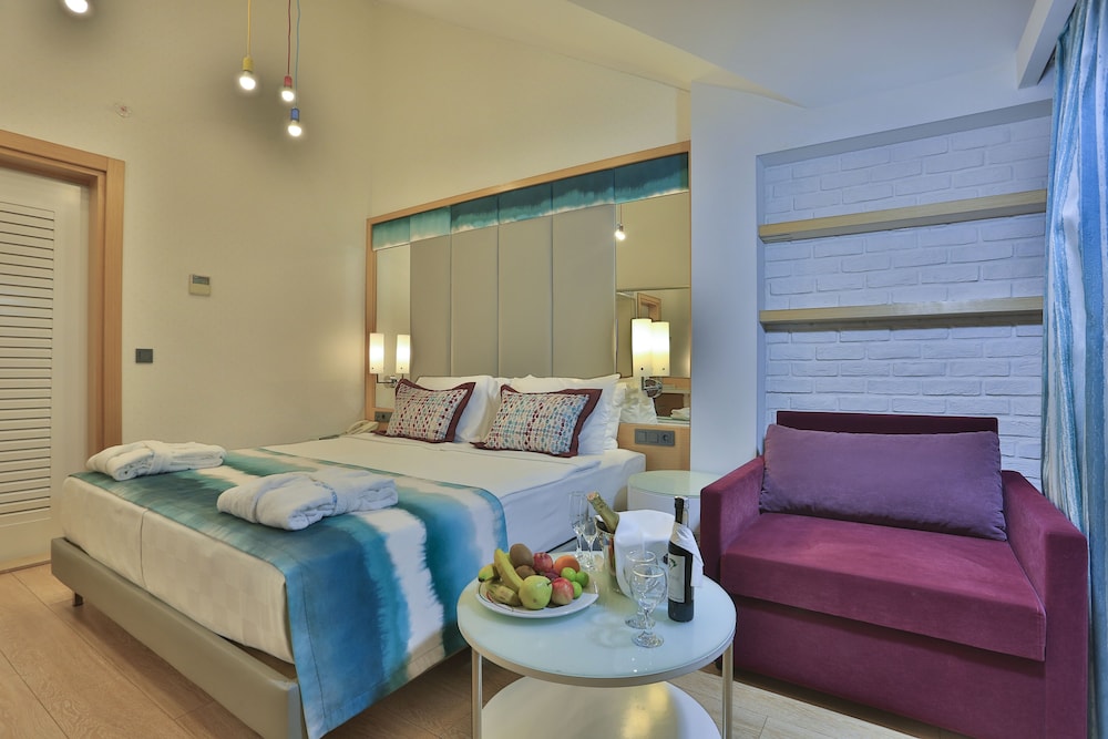 Long Beach Alanya 14/50