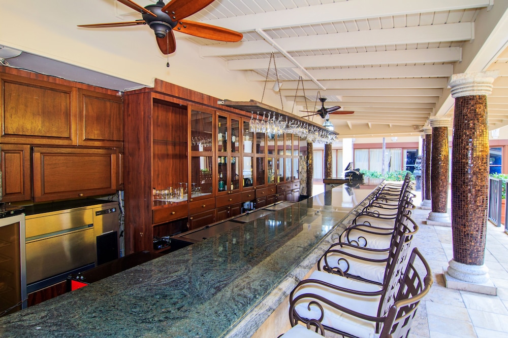 Windward Passage Hotel USVI 36/65