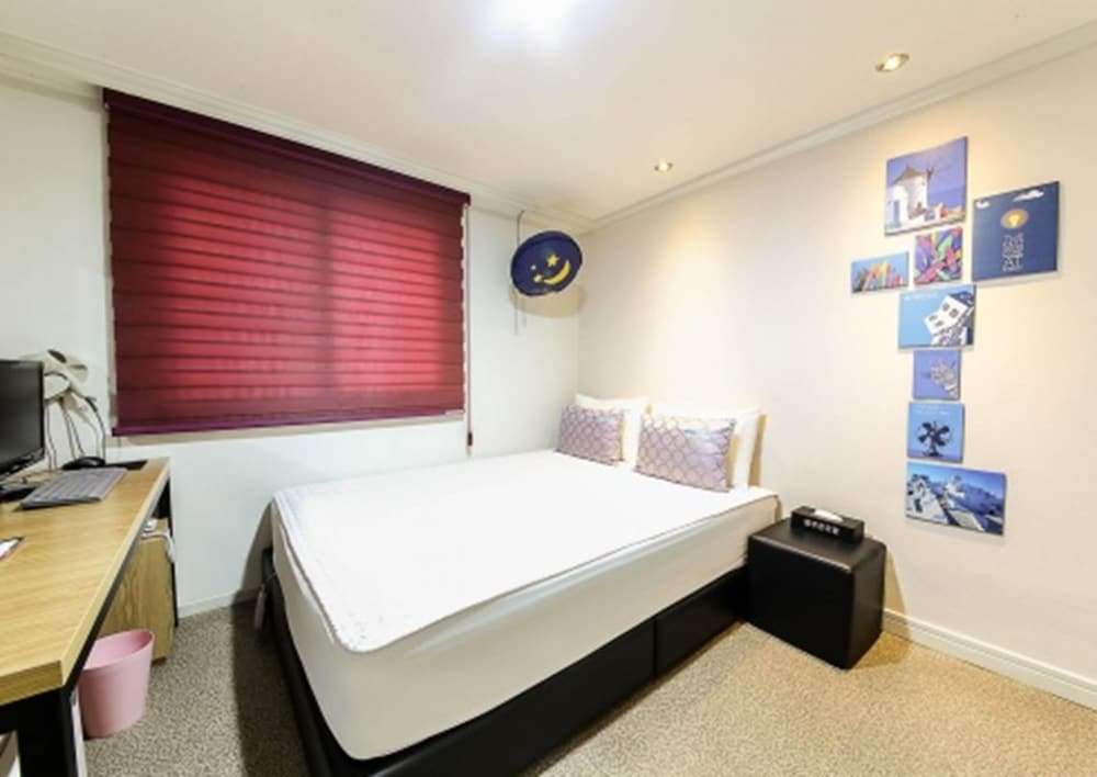 Gwangan Beach Blue Moon Motel 17/56