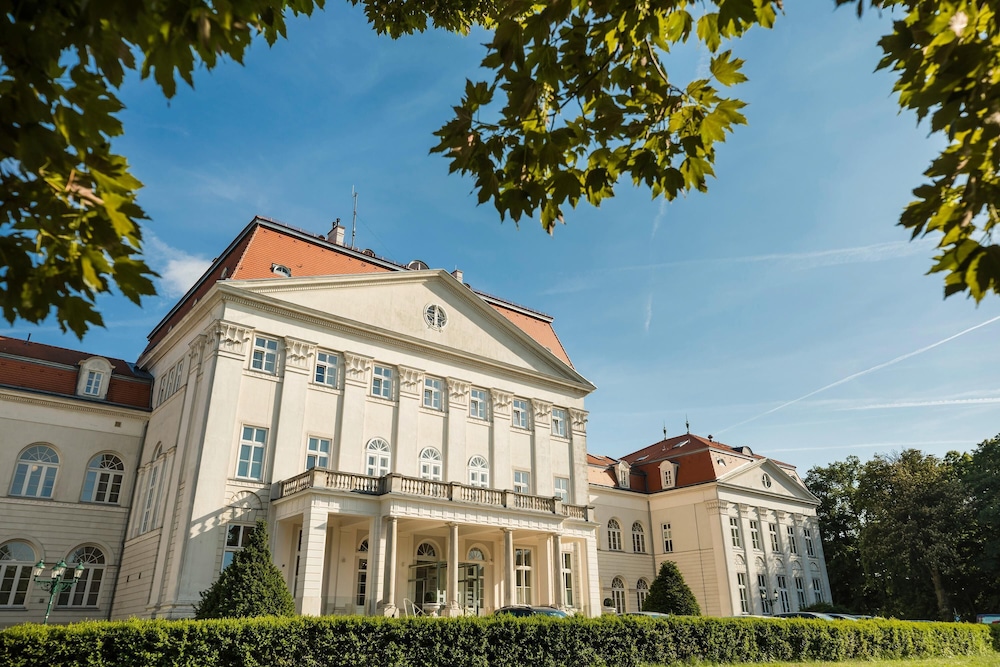 Austria Trend Hotel Schloss Wilhelminenberg 8/74