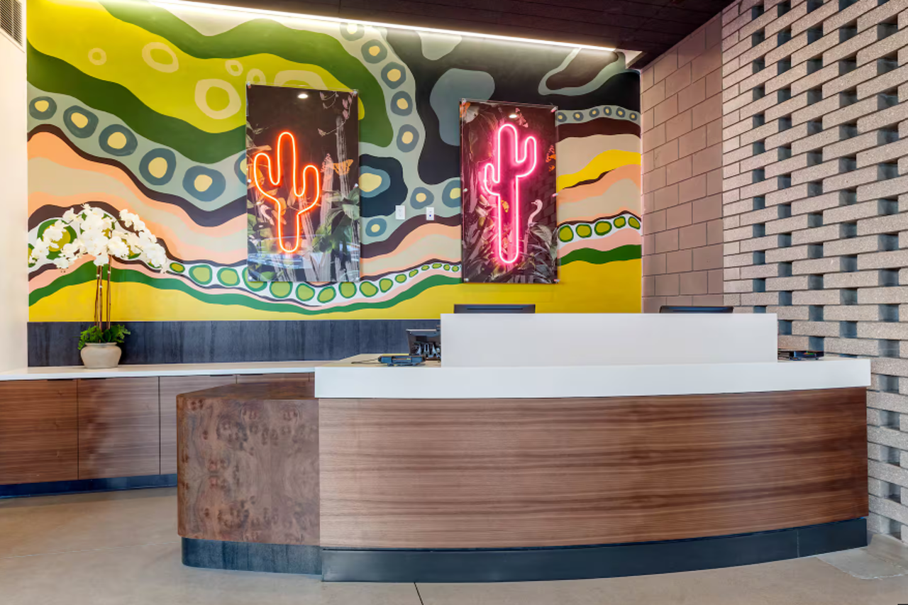 The Inkwell Phoenix, Tapestry Collection by Hilton 2/15