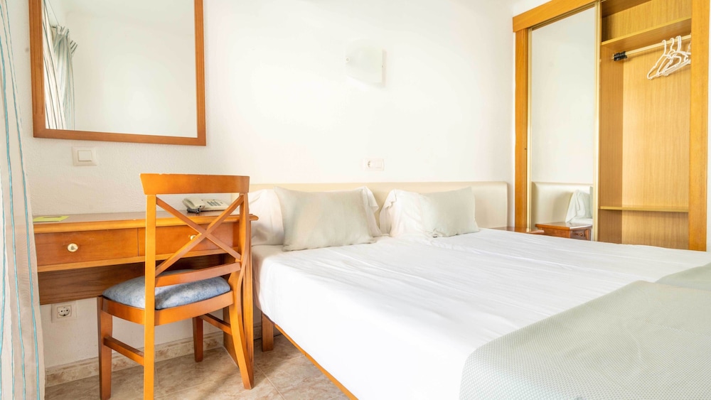 Houm Nets Hotel - Adults Only 24/66