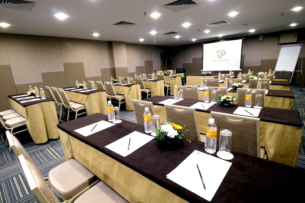Hotel Pudu Plaza 61/69