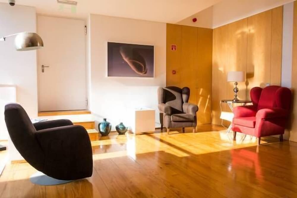 Arts in Hotel Conde Carvalhal 42/68