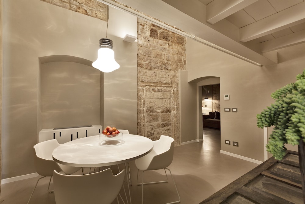 Palazzo Calò 26/50