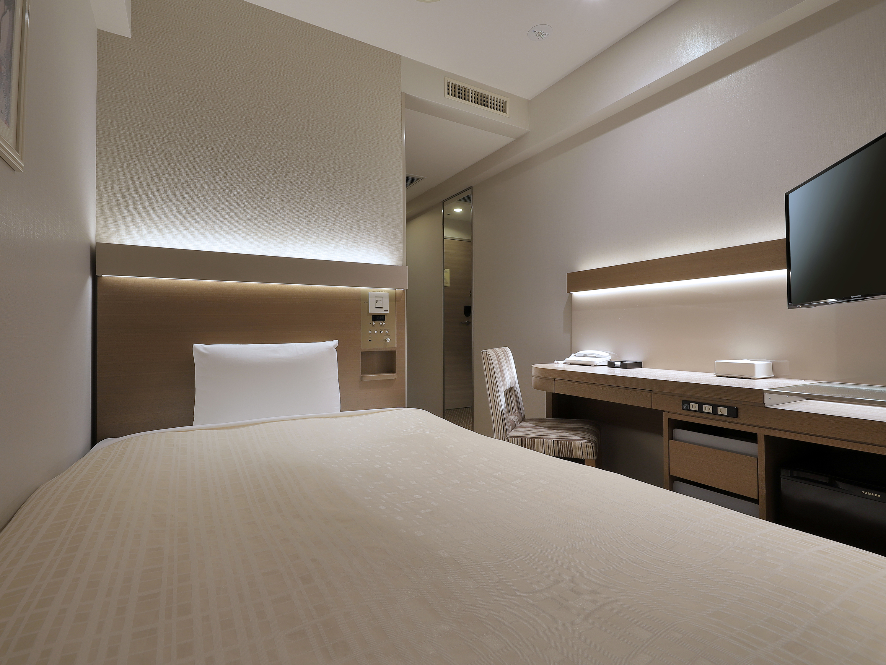 Room, Single, Semi Double Bed