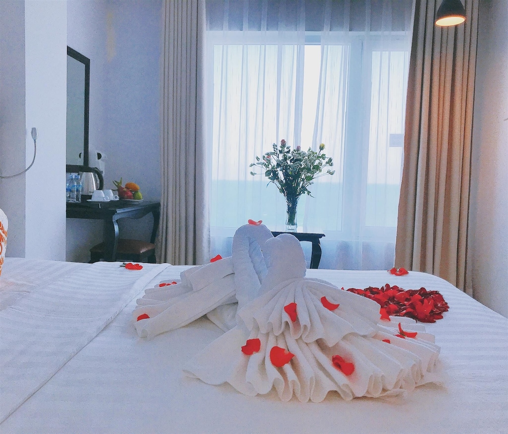 Bellevue Hotel 9/38