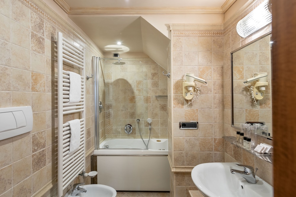 Hotel Montecarlo 44/50