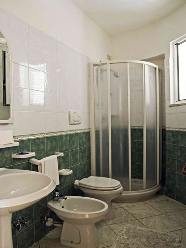 HOTEL RESIDENCE VILLA MARINÙ 72/72