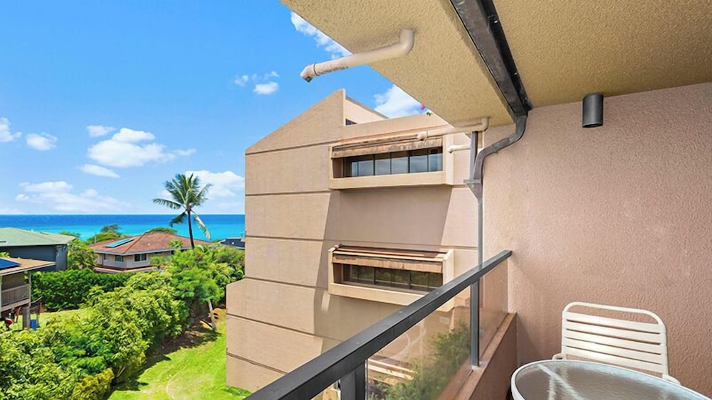 Kahana Villa 17/72