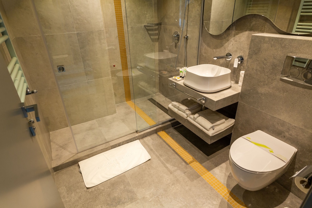 Mandachi Hotel & Spa 46/50
