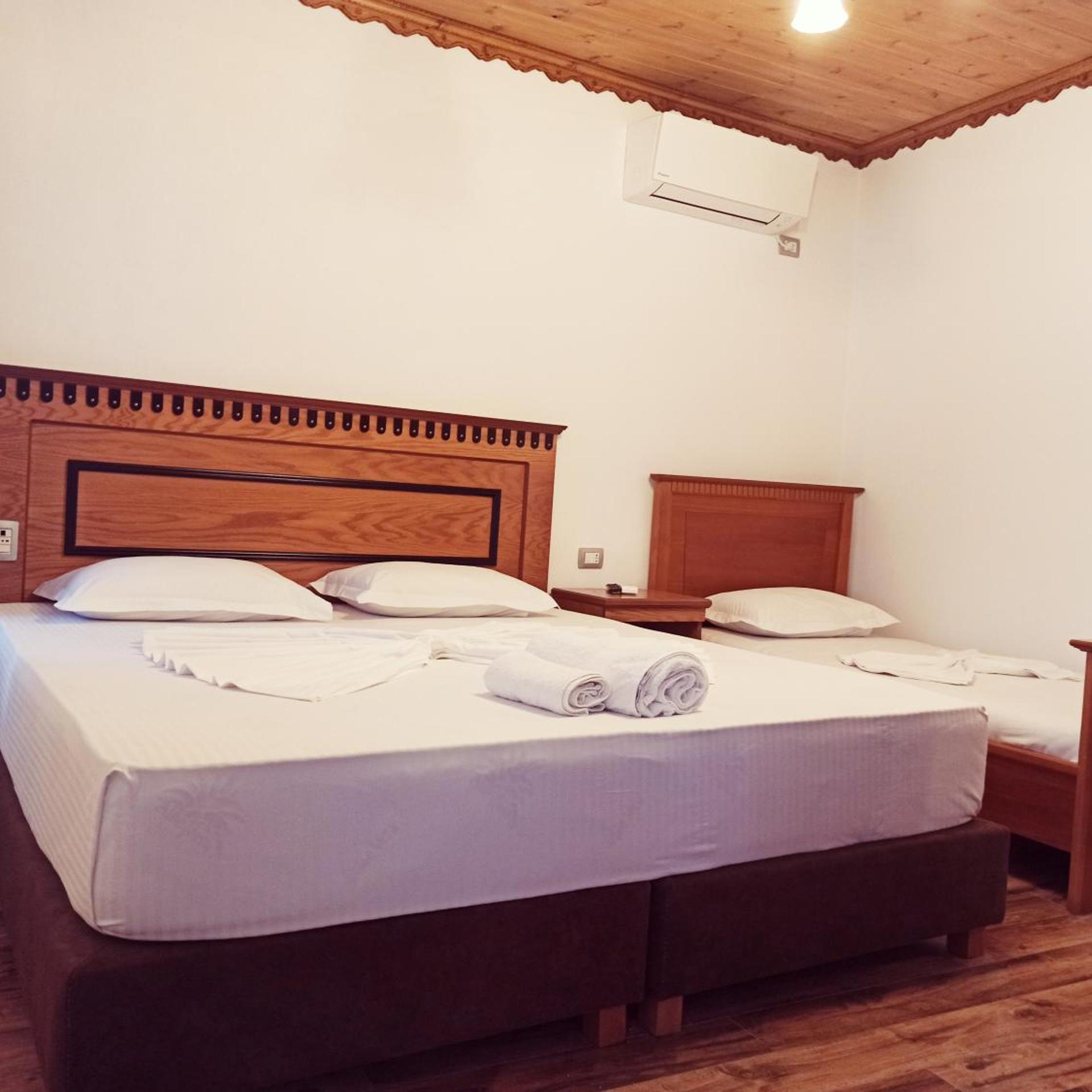 Hotel Praga 13/50